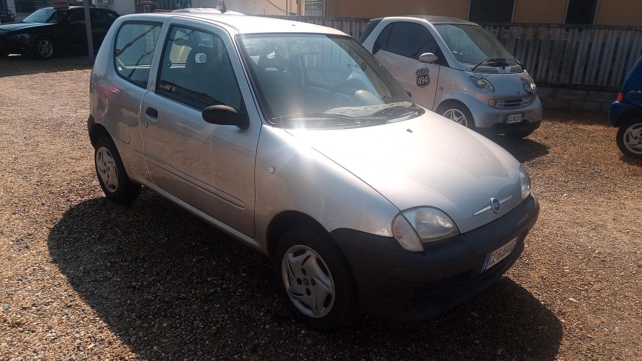 Fiat 600 1.1 Active