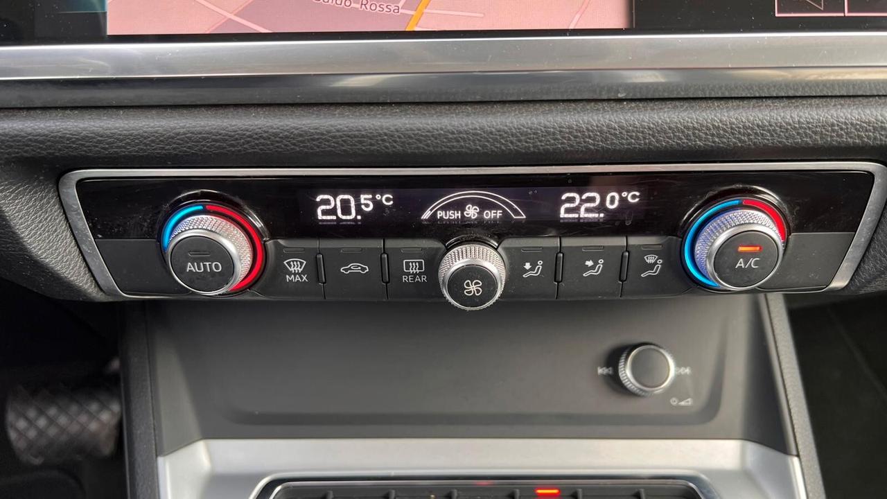 Audi Q3 2.0 TDI 150 CV S tronic line Edition