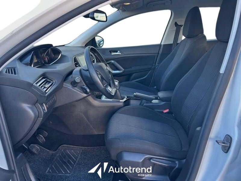 Peugeot 308 1.6 HDi 92 CV NAVI Active