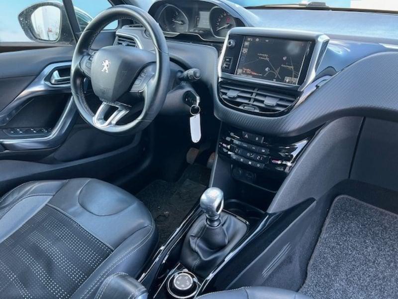Peugeot 2008 1.6 BlueHDi 120 CV Allure