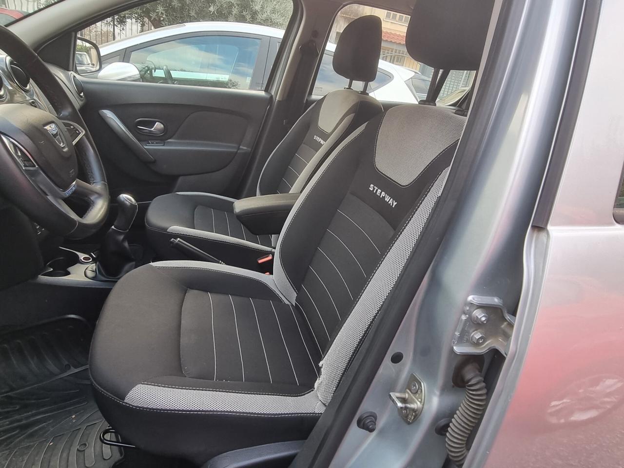 Dacia Sandero Stepway 1.5 Blue dCi 95 CV Comfort
