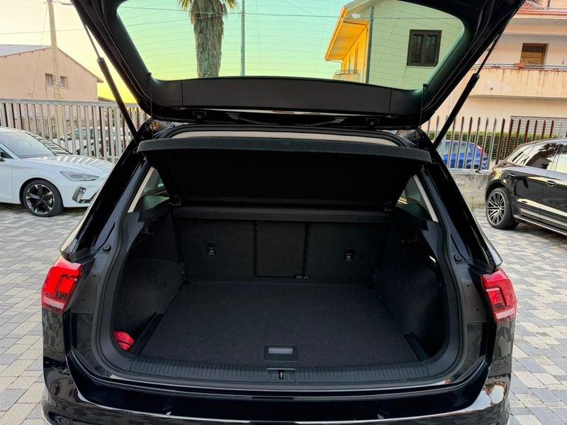 Volkswagen Tiguan Life 2.0 TDI 122 CV
