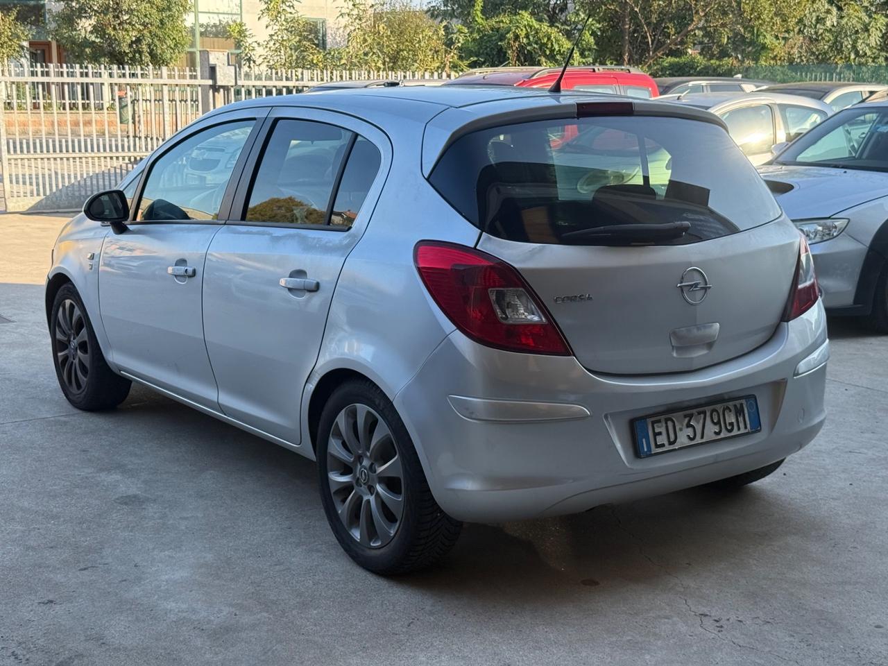 Opel Corsa 1.2 80CV 5 porte GPL-TECH Edition