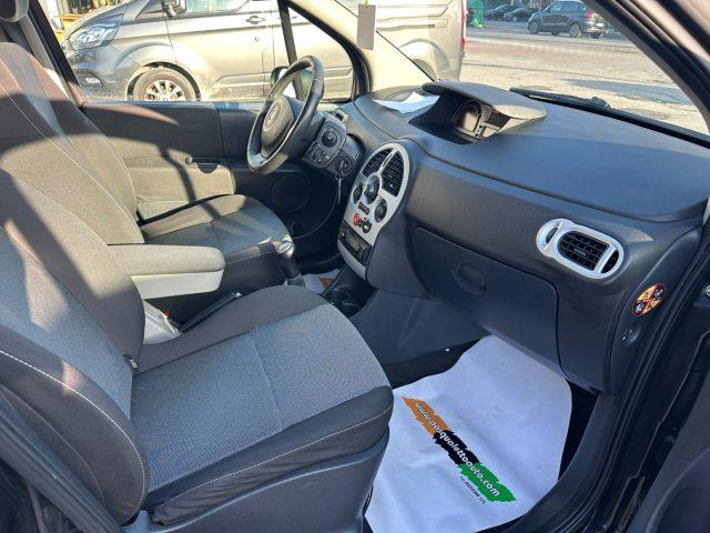 RENAULT Modus 1.2 16V Dynamique