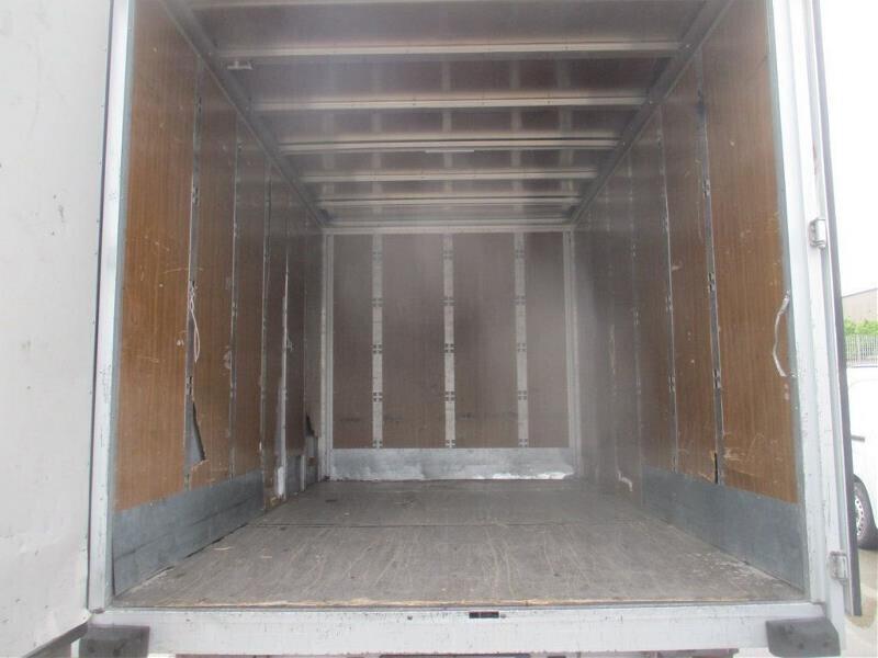 Peugeot Boxer 335 2.2 BlueHDi 140 S&S PC Cabinato