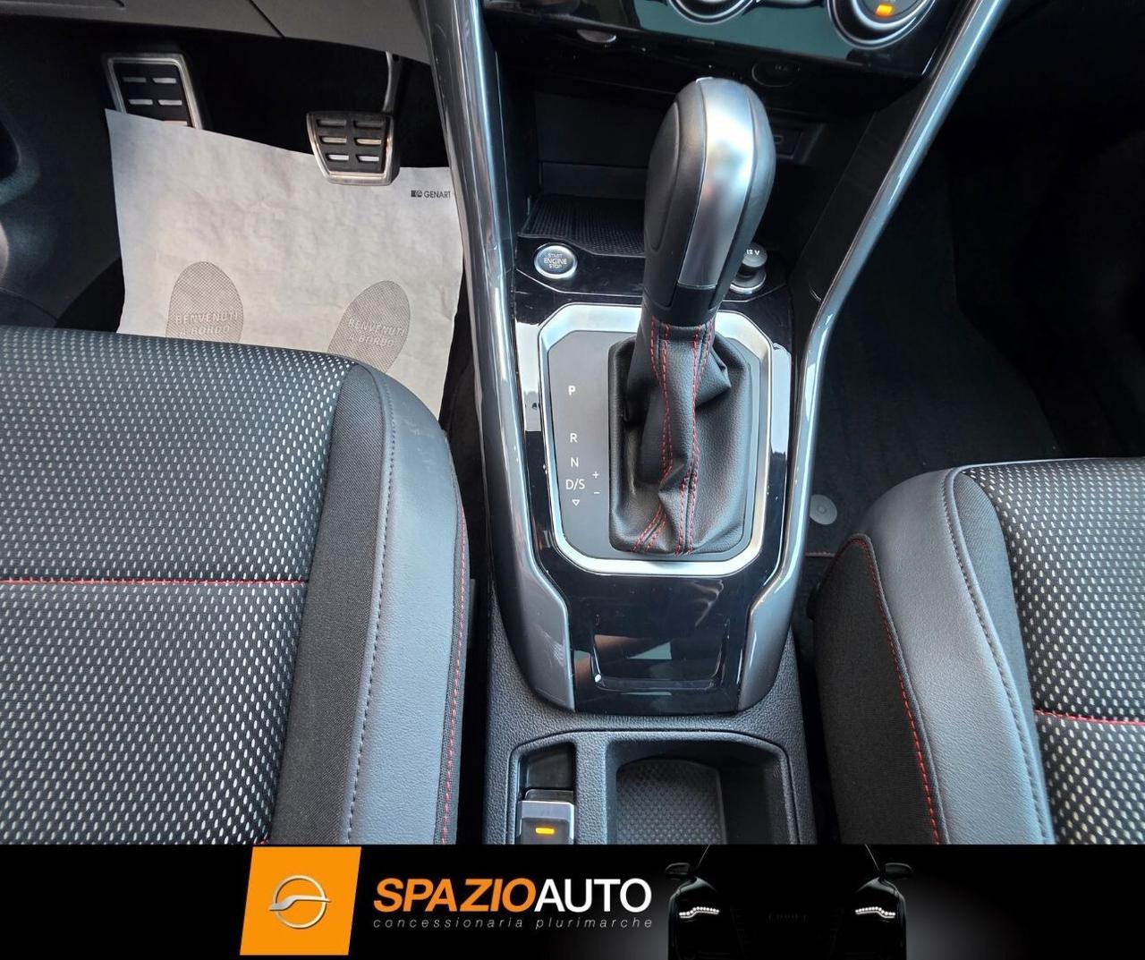 Volkswagen T-Roc 1.5 TSI 150cv ACT DSG *R-LINE* IPER FULL