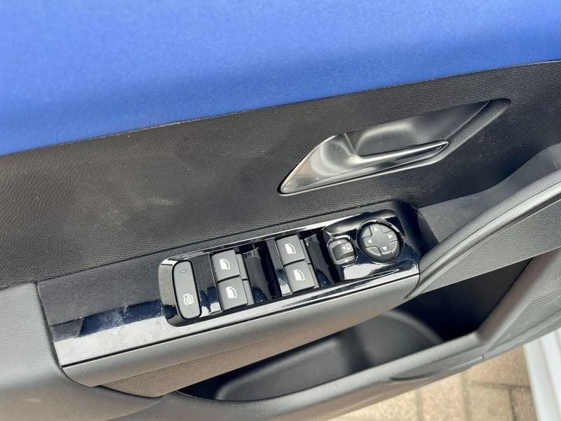 Lancia Ypsilon 1.2 mhev HF Line 110cv e-dct - KM0