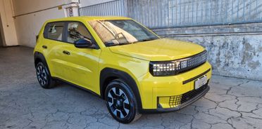 Fiat Grande Panda 1.2 100 CV S&S Icon + Pack Tech