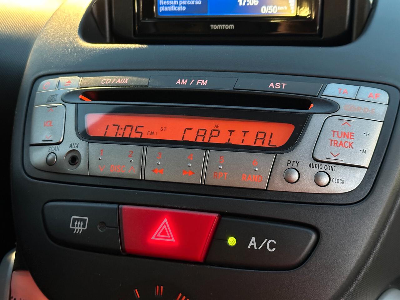 TOYOTA Aygo 1.0 VVT-i 5 porte Lounge Connect M-MT