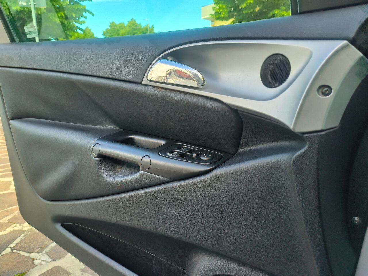 Lancia Ypsilon 1.2 69 CV New Oro