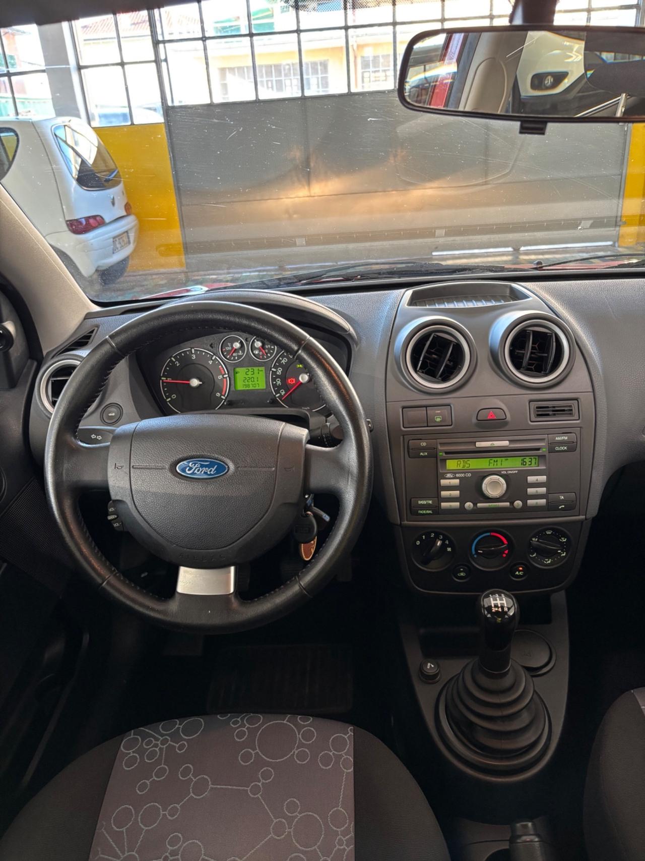 Ford Fiesta 1.4 TDCi 5p. Ghia