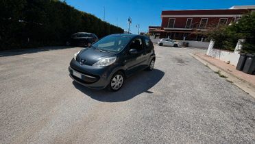 Peugeot 107 1.0 68CV 3p. Plaisir