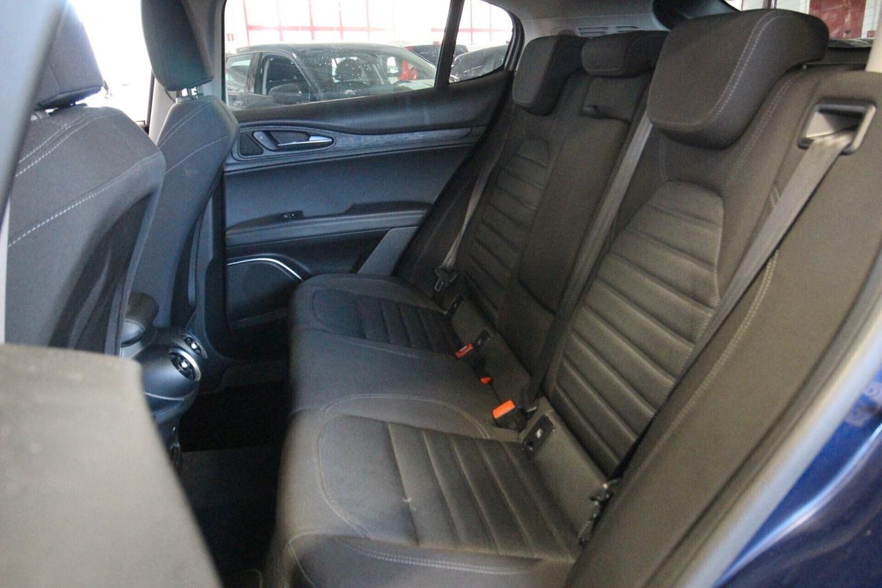 Alfa Romeo Stelvio 2.2 Turbodiesel 190 CV AT8 RWD Business