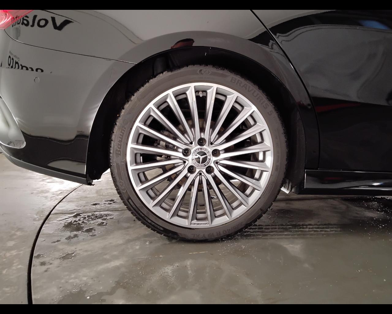 Mercedes-Benz Classe A - V177 2023 - A 180 d AMG Line Advanced Plus auto