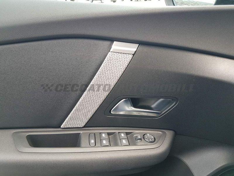 Citroën C4 C4 1.2 puretech Plus s&s 130cv