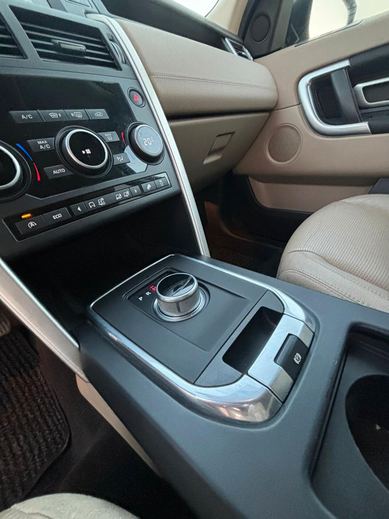 Land Rover Discovery Sport 2.0 TD4 180 CV HSE Luxury