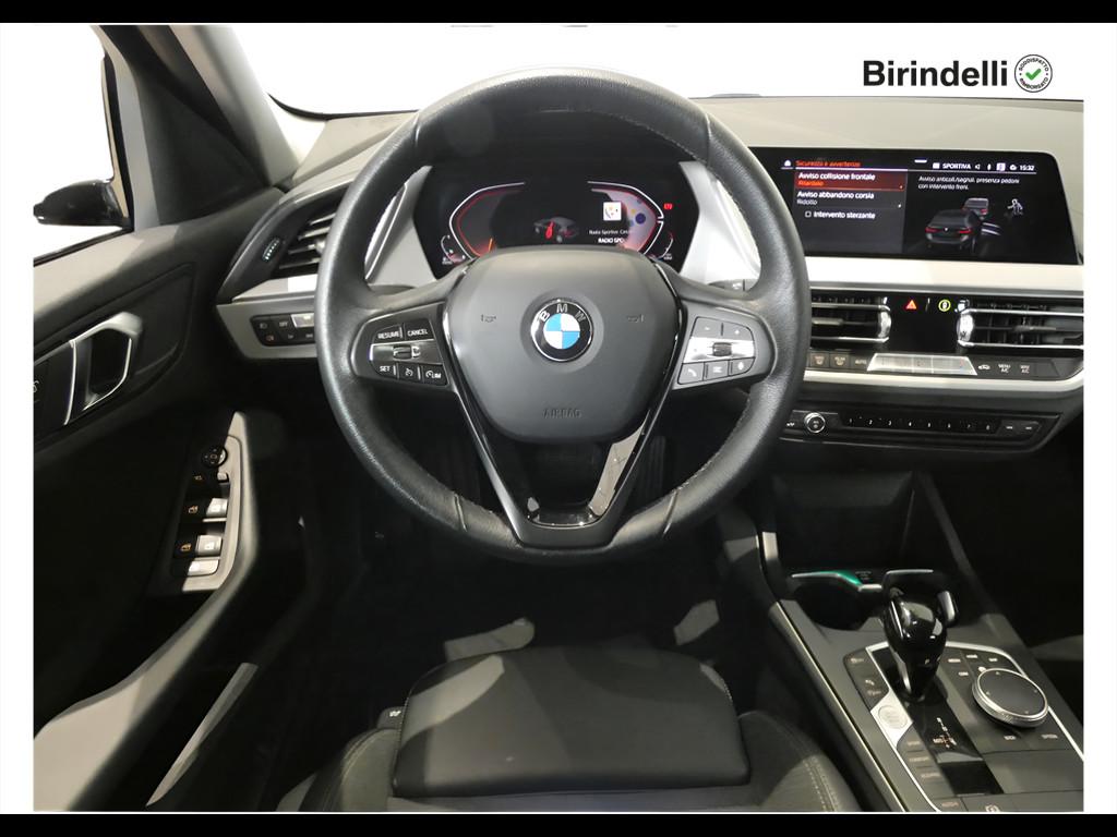 BMW Serie 1 (F40) - 116d 5p. Msport Exterior