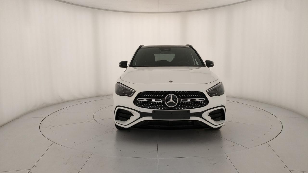 Mercedes-Benz GLA 200 d automatic