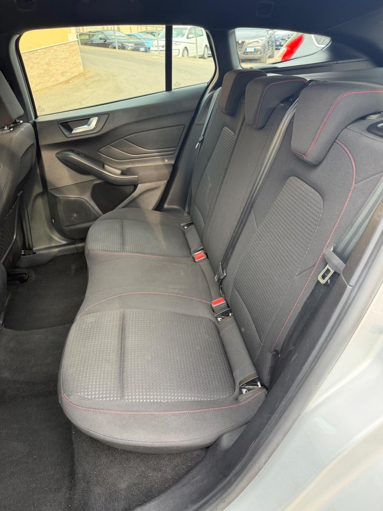 Ford Focus 1.0 EcoBoost Hybrid 155 CV ST-Line 2023