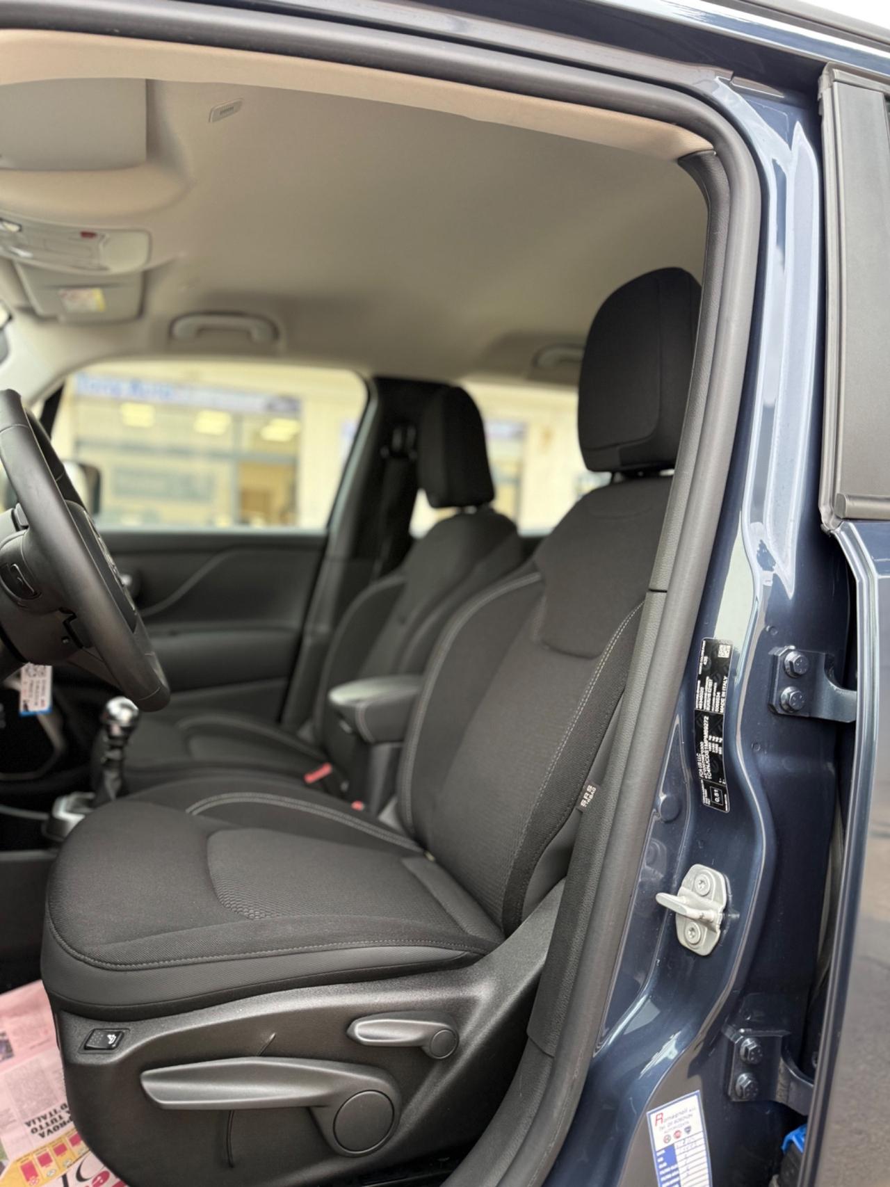 Jeep Renegade 1.6 mjt Limited 130cv FULL LED,NAVI,APP CONNECT,AZIENDALE JEEP ITALIA CON GARANZIA 1 ANNO