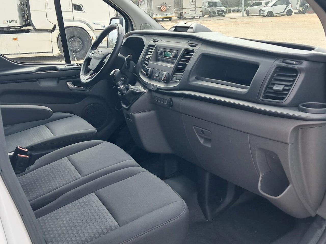 Ford Transit Custom 300 EcoBlue Hybrid 130PL Furgone Trend - coibentato con frigo -(Iva Esposta)