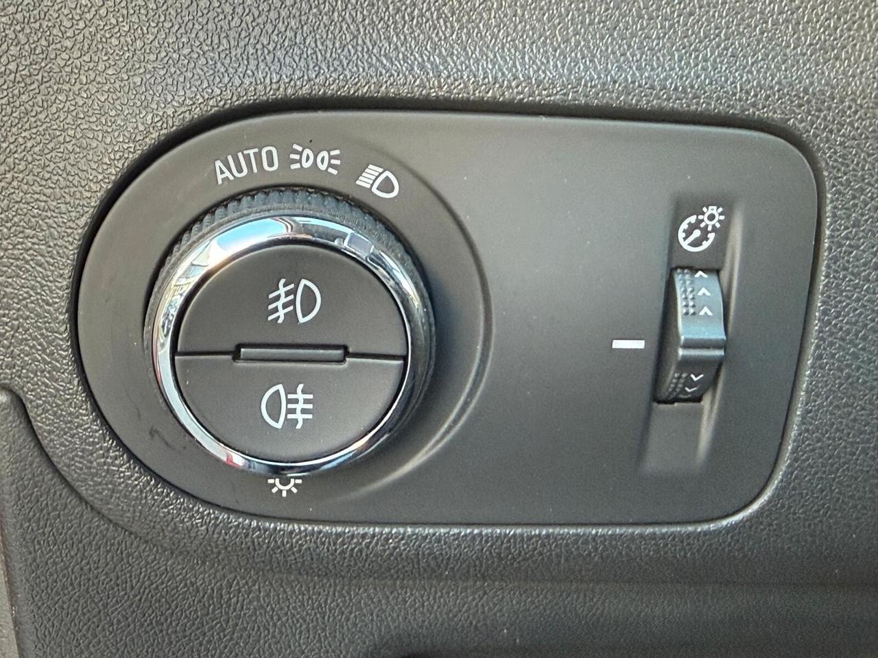 Opel Crossland X 1.2 Turbo 12V 110 CV Start&Stop Innovation ***OK NUOVI NEOPATENTATI***