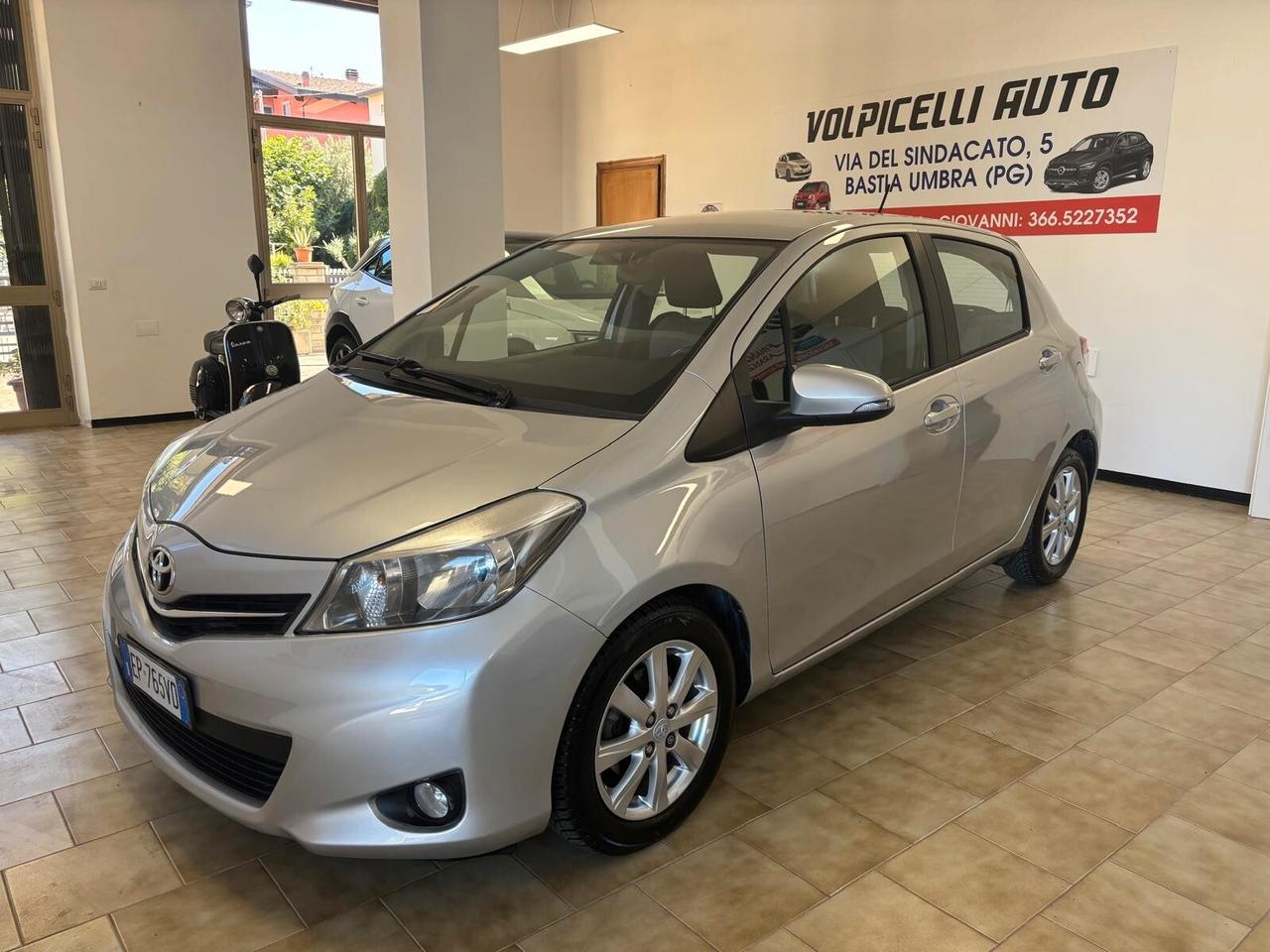 TOYOTA YARIS ANNO 2013 DS 1.4 ADATTA NEOPATENTATI KM 100 MILA