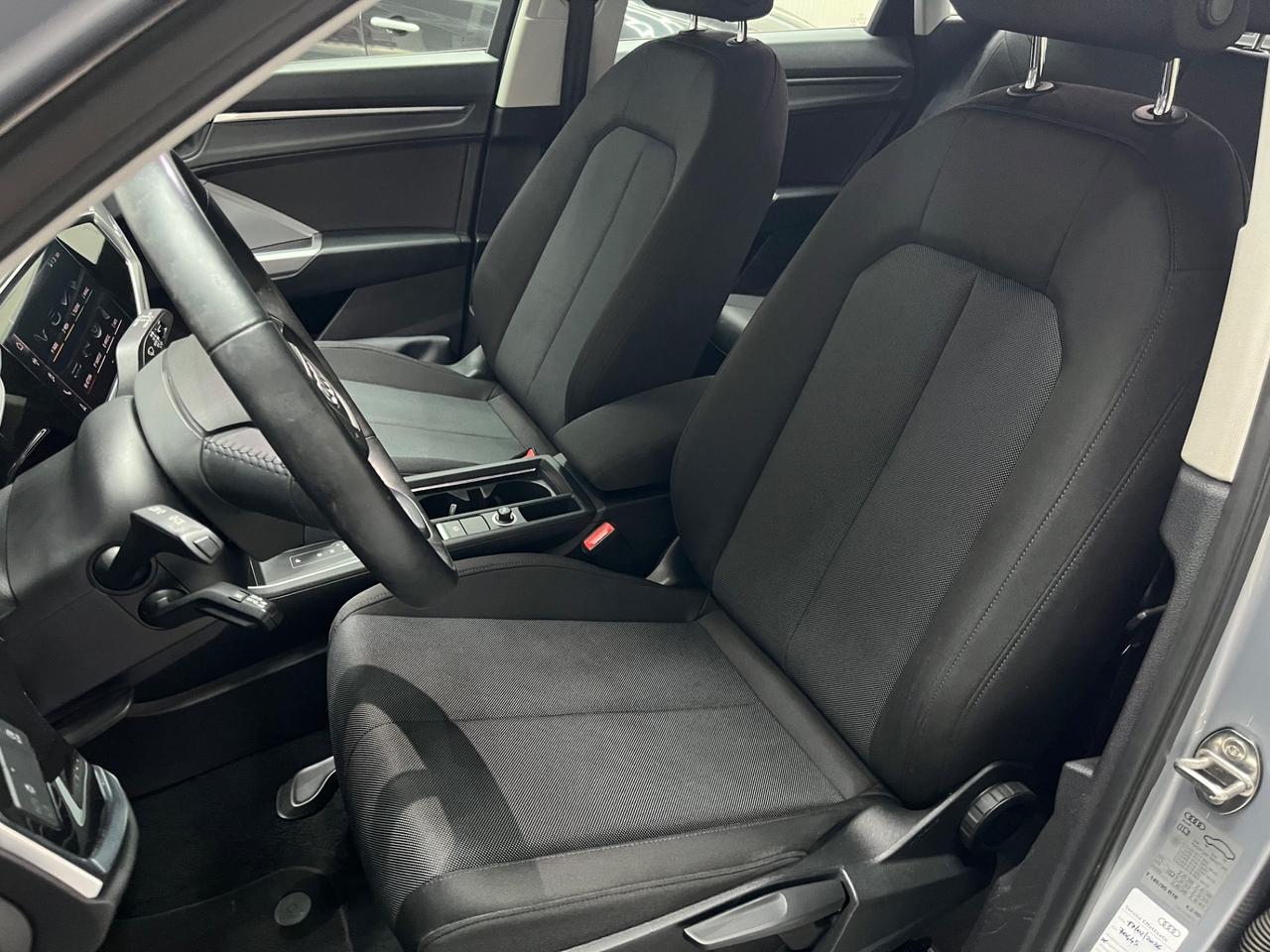 AUDI Q3 - S TRONIC S LINE EDITION