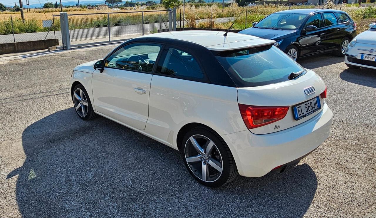 Audi A1 SPB 1.6 TDI S tronic Attraction