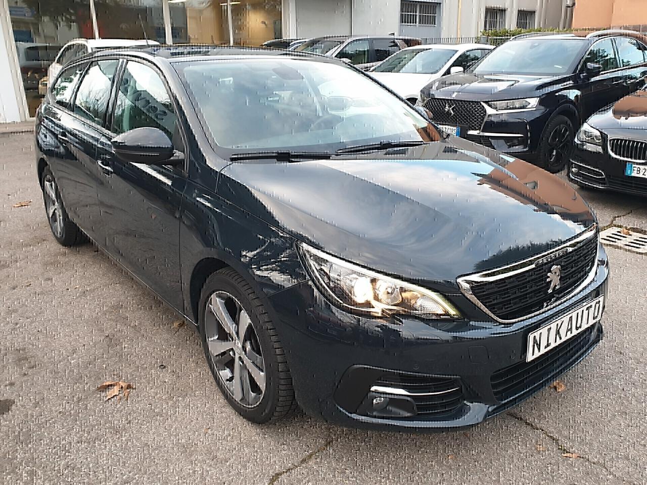 Peugeot 308 BlueHDi 130 SW Allure