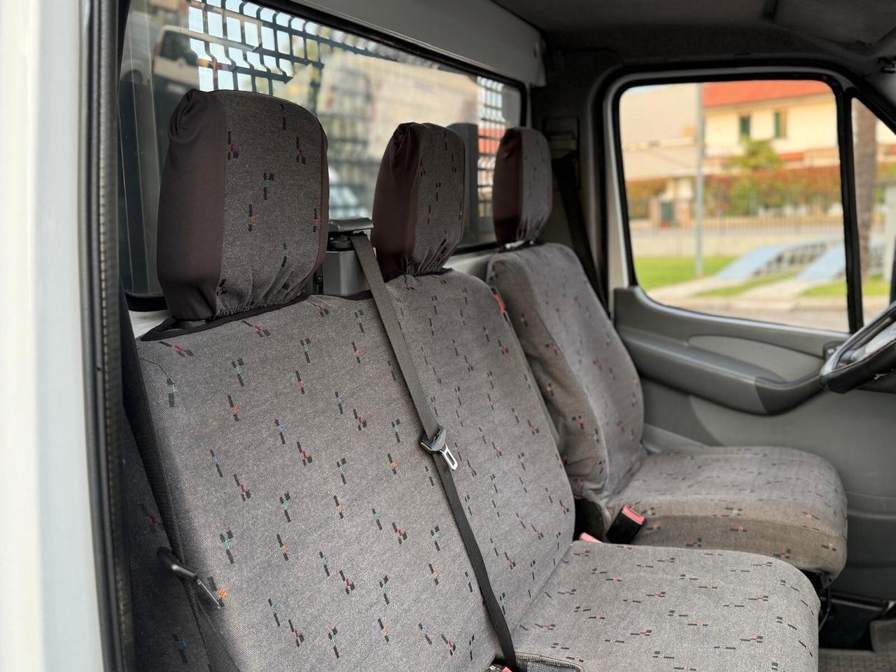 Mercedes Benz 413 CDI CASSONE LUNGO 2005