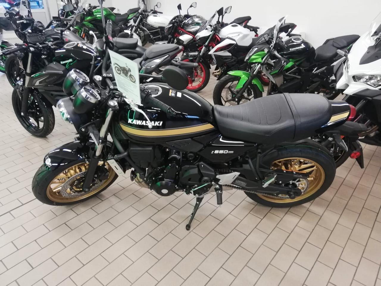 Kawasaki Z 650 RS 2025