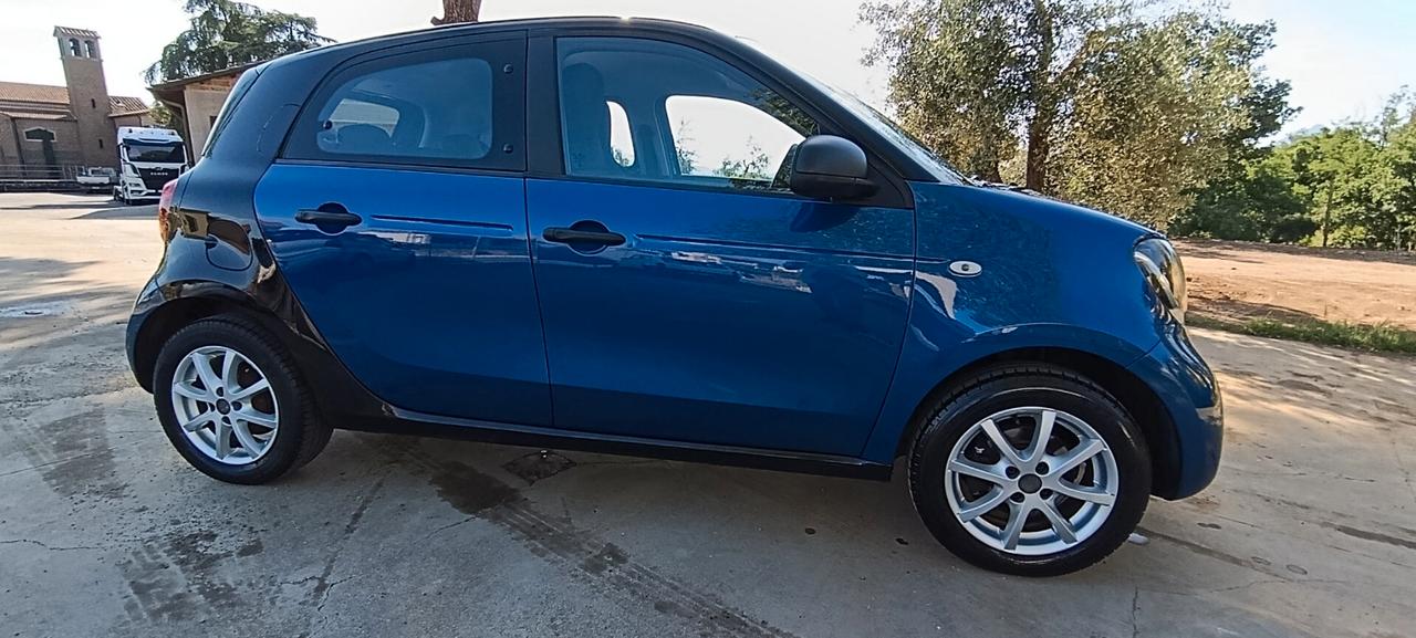 Smart ForFour 1.0 Passion NEOPATENTATI