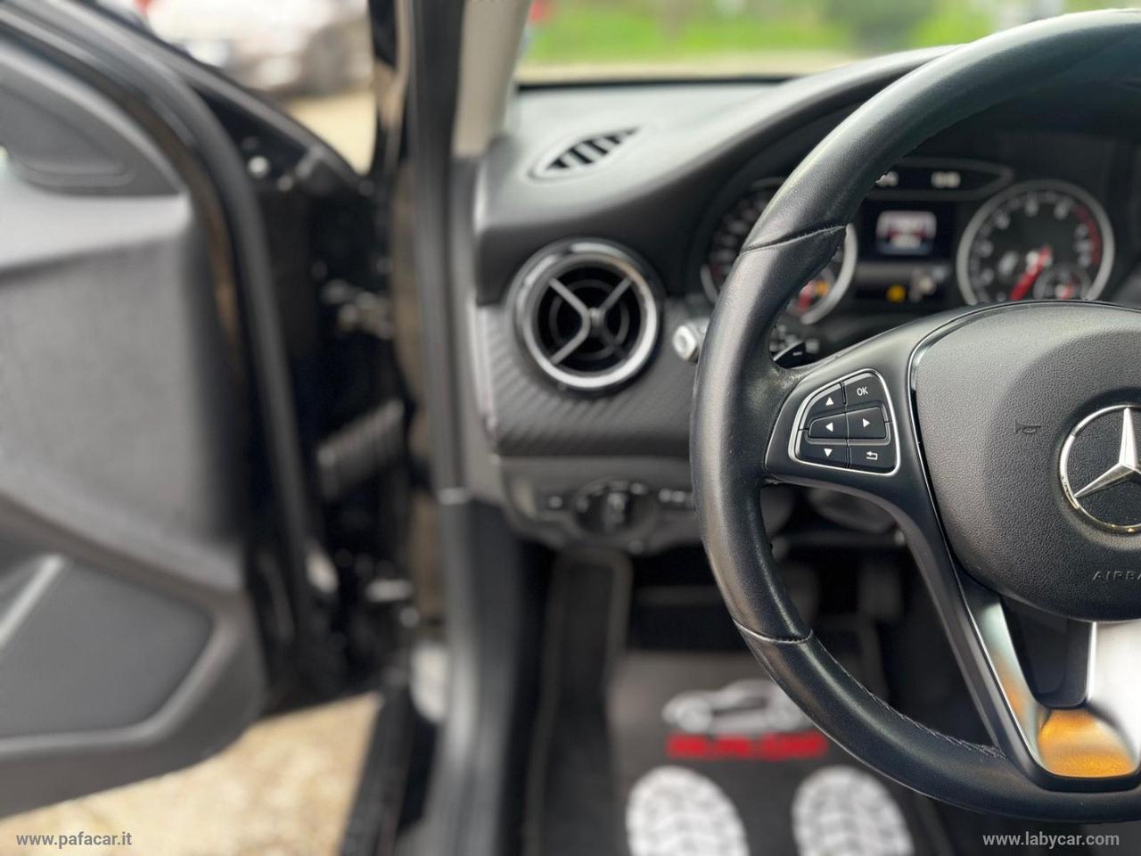 MERCEDES-BENZ GLA 180 Executive