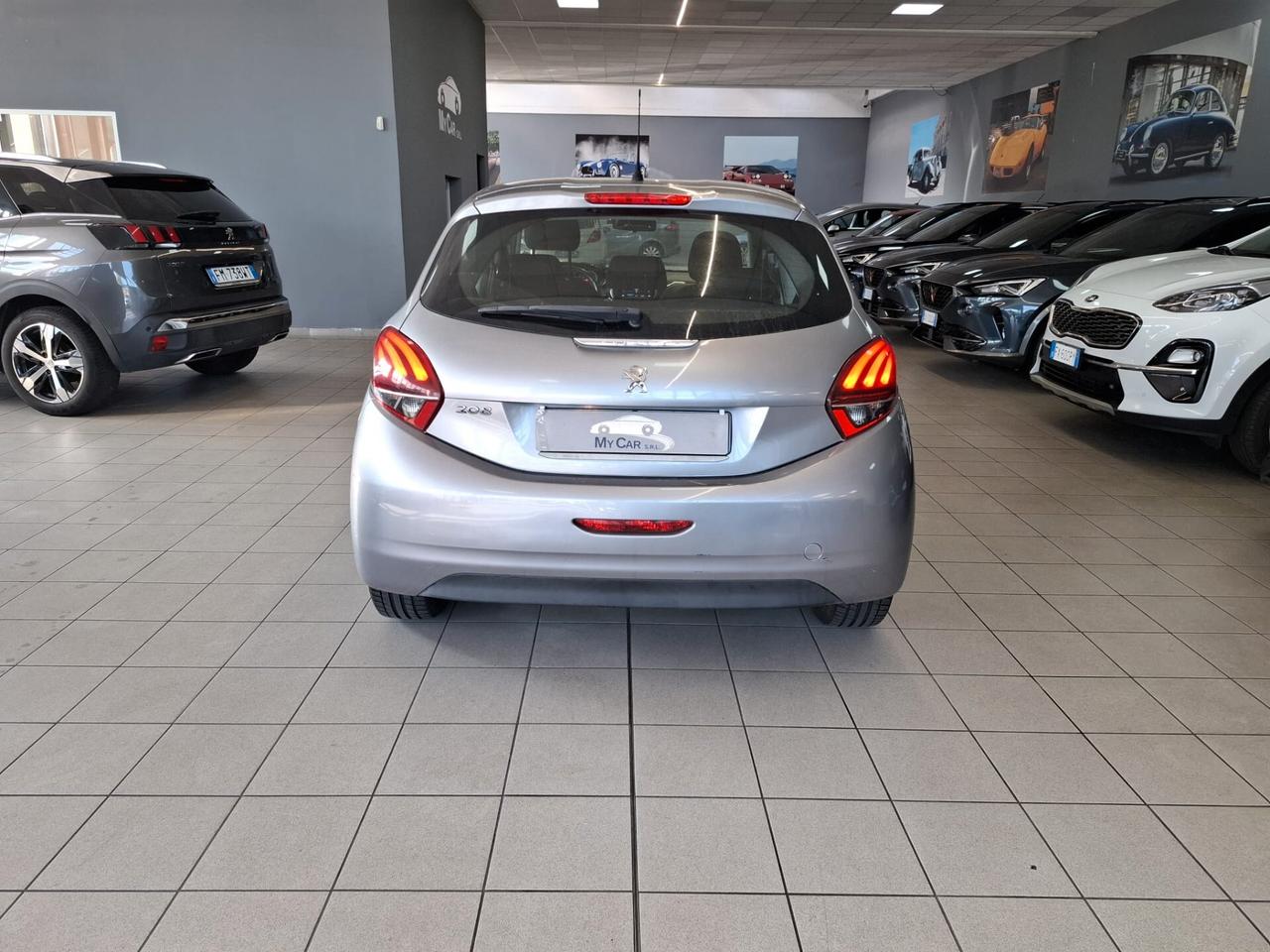 Peugeot 208 Benzina Manuale