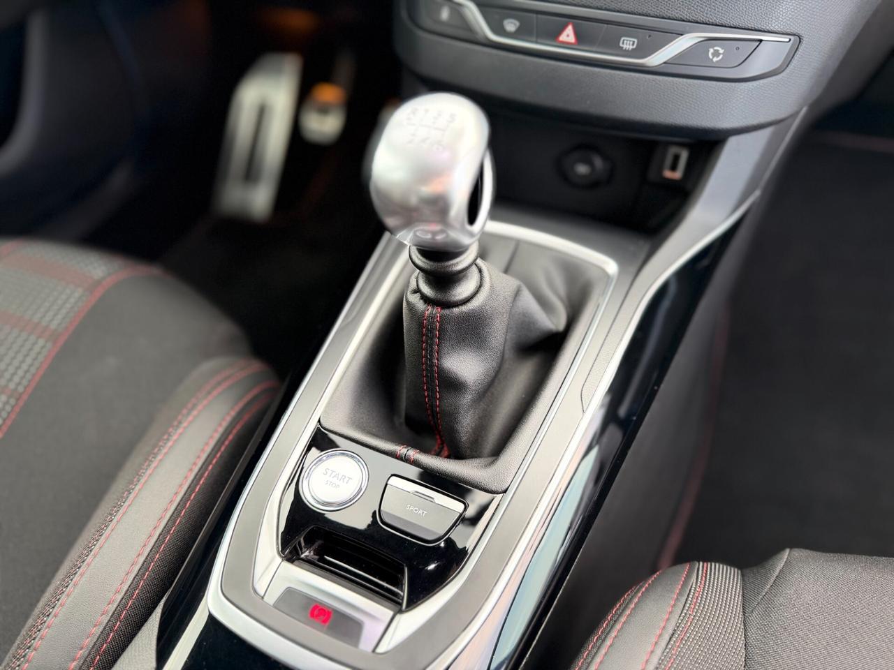 Peugeot 308 1.5 BlueHDi 130cv GT Line Led*Carplay*Full
