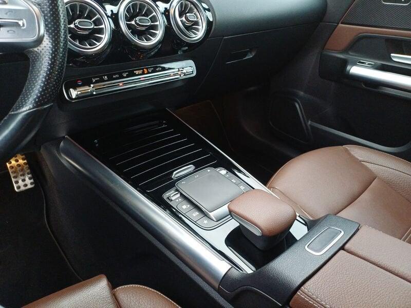 Mercedes-Benz GLA GLA 200 d Automatic Colour Collection