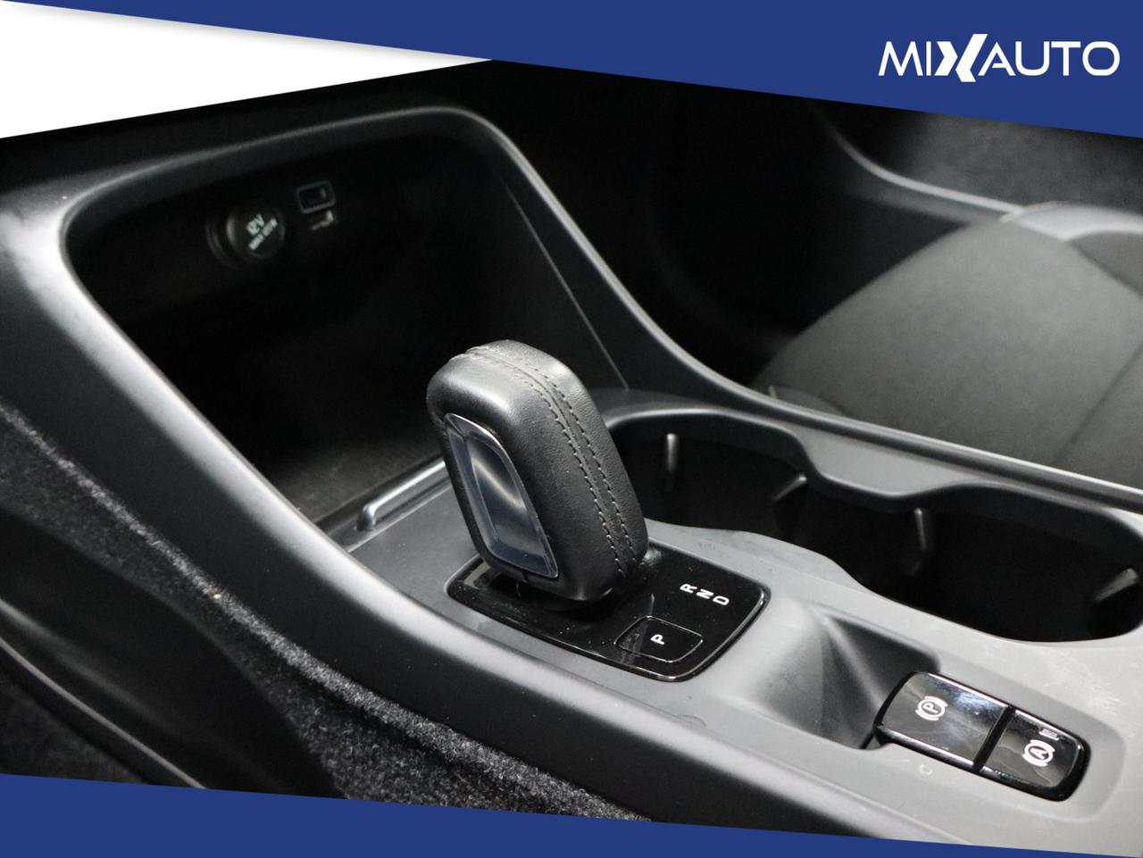 Volvo XC40 2.0 D4 Business Plus AWD Geartronic