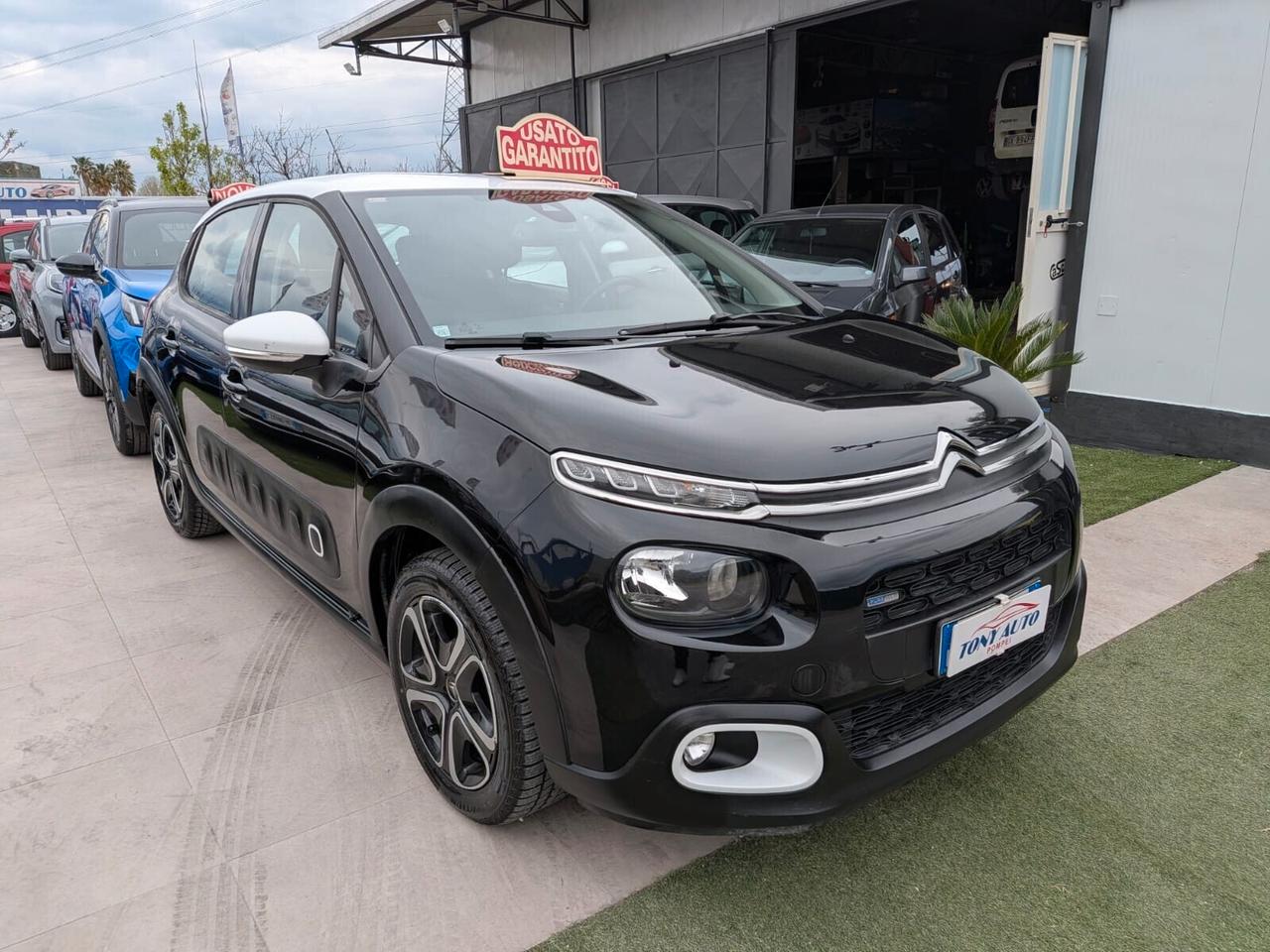 Citroen C3 PureTech 82 GPL Casa madre Shine