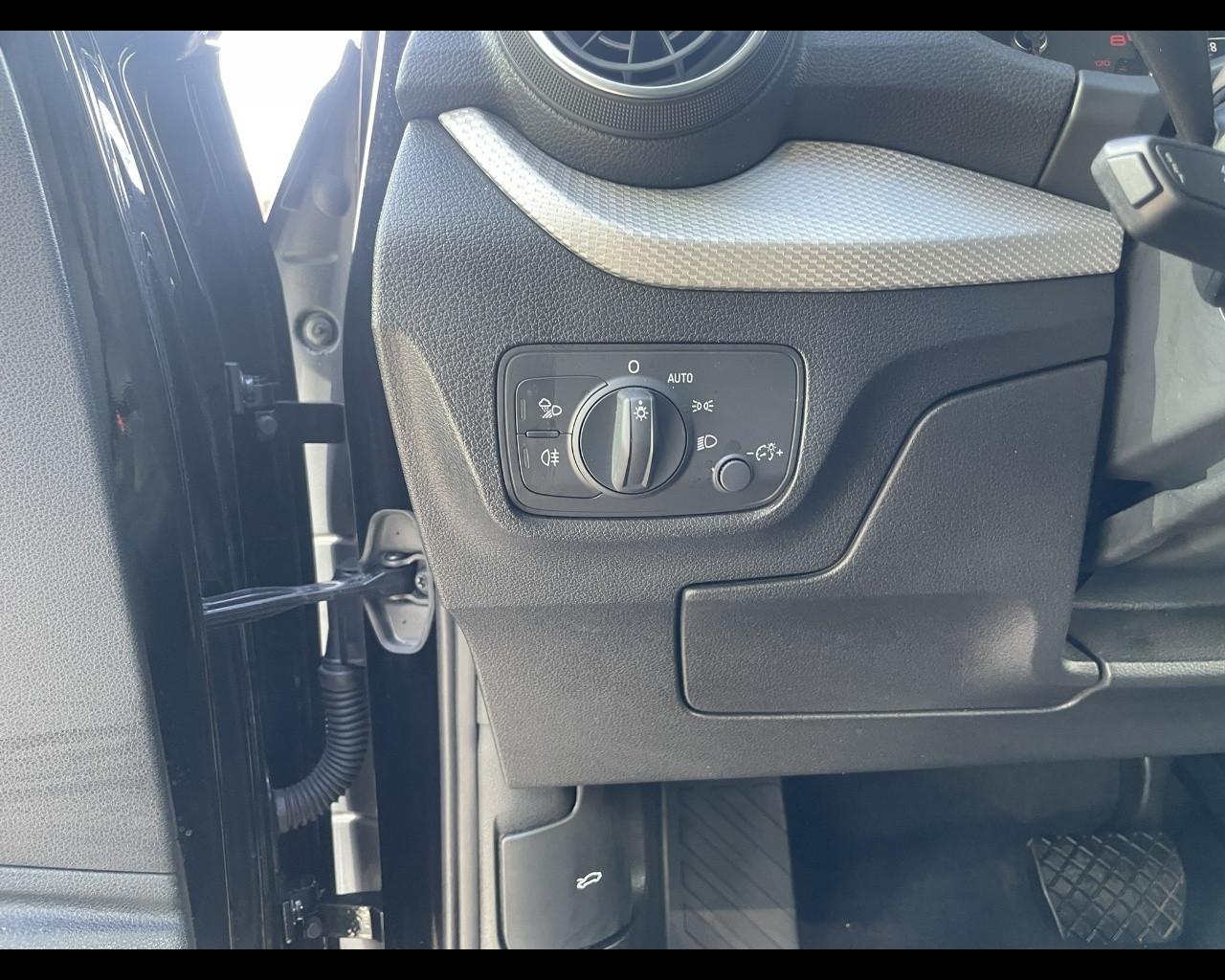 AUDI Q2 - Q2 35 TFSI S tronic Admired