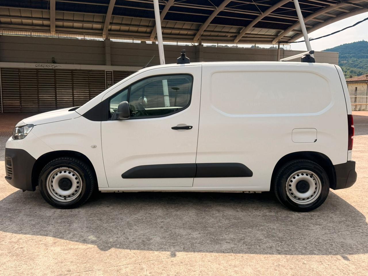Citroen BERLINGO 100 HDI 3 POSTI
