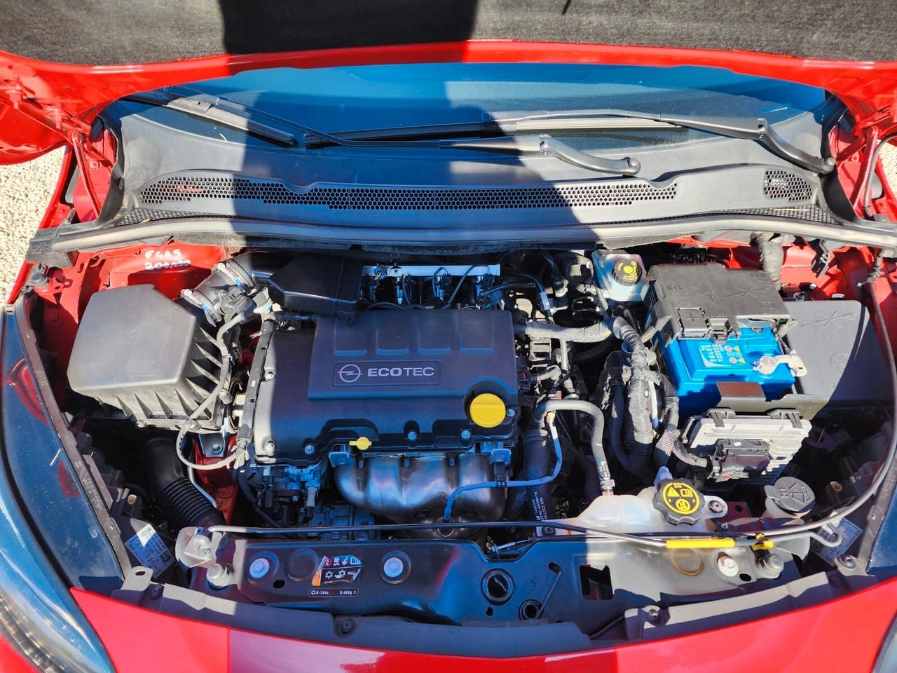 Opel Corsa 1.4 90CV GPL Tech 5 porte n-Joy