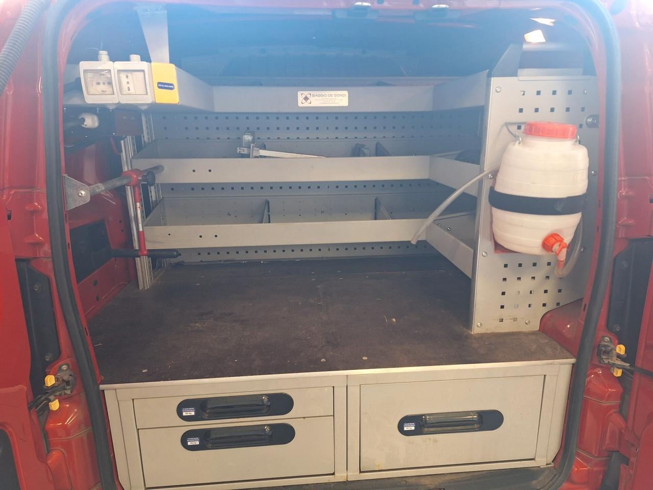 Fiat Fiorino 1.3 MJT 75CV Furgone Adventure E5+