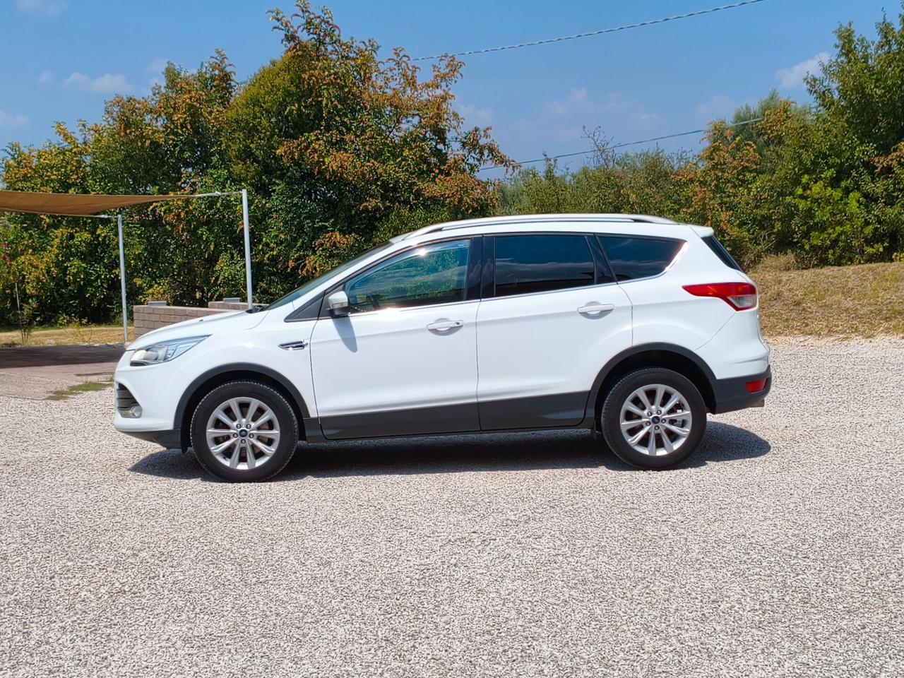 Ford Kuga 2.0 TDCI 120 CV S&S 2WD Titanium