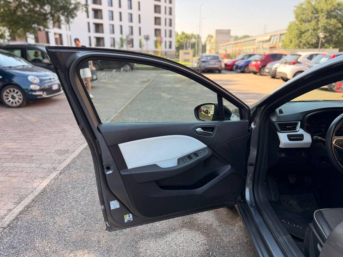 Renault Clio 1.0 tce Intens Gpl 100cv my21