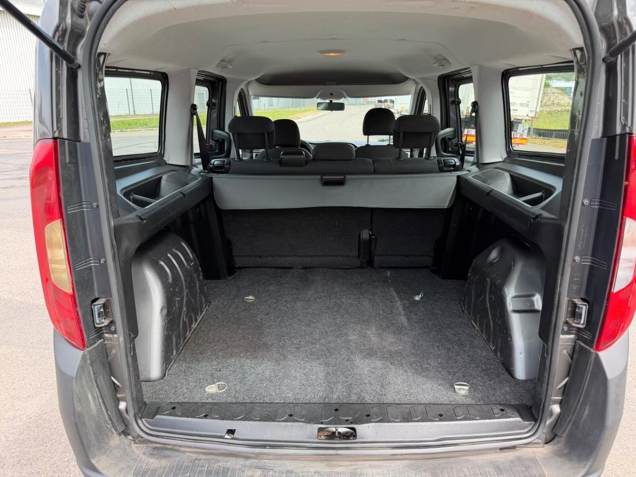 Fiat Doblo Maxi 2.0 MultiJet 135-POSTI 5*CLIMA