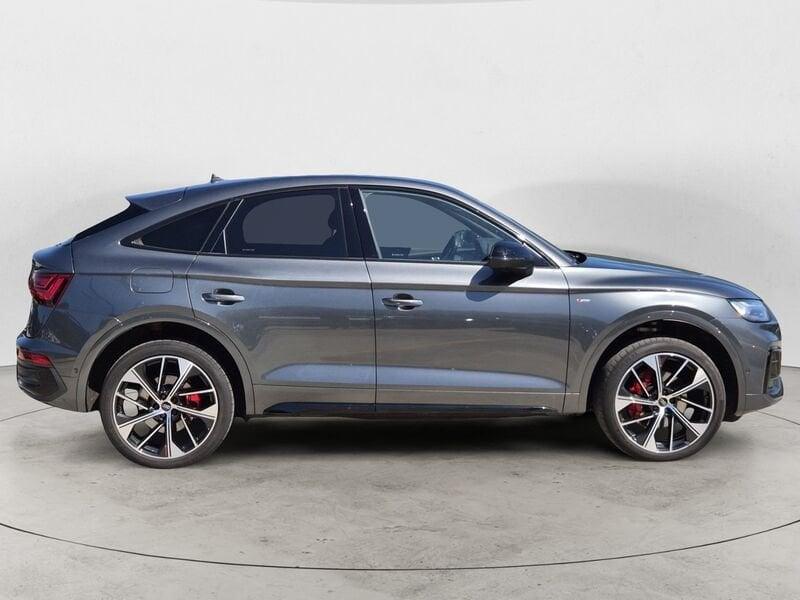 Audi Q5 Sportback 40 2.0 tdi mhev 12V Identity Black quattro s-tronic