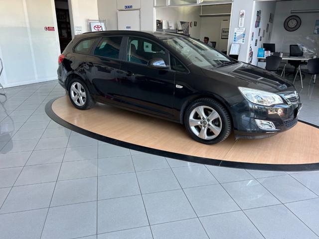 OPEL Astra 1.7 CDTI 110CV Sports Tourer Cosmo
