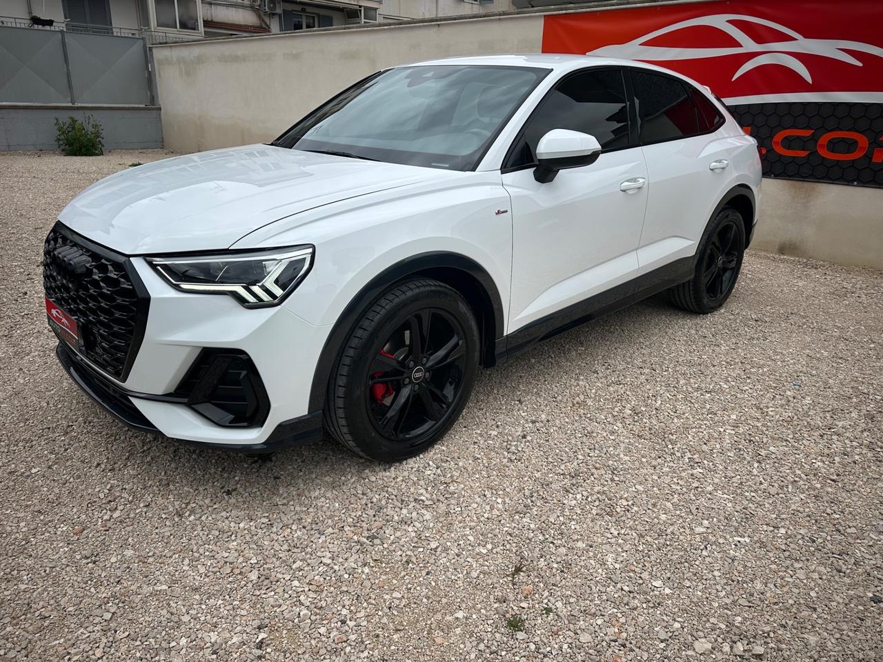 Audi Q3 35 TDI S tronic line edition