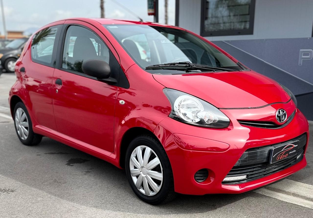 Toyota Aygo 1.0 12V VVT-i 5 porte Orange Connect